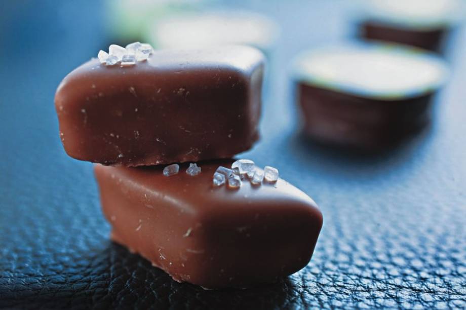 Bombom de caramelo com sal: opção na Valrhona