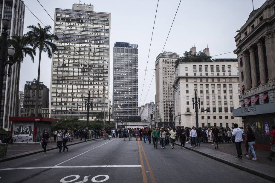 Viaduto do Chá: projetado para ligar o Centro Velho ao Centro Novo, região atual do Teatro Municipal.