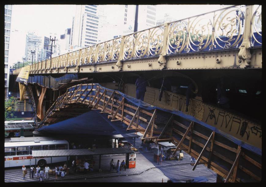 Viaduto Santa Ifigênia, em 2000 Viaduto Santa Ifigênia, em 2000
