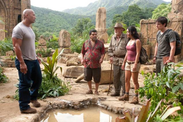 Viagem 2: A Ilha Misteriosa: turma vai parar em uma ilha habitada por seres gigantes Viagem 2: A Ilha Misteriosa: turma vai parar em uma ilha habitada por seres gigantes