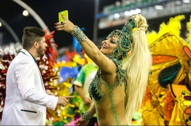 Viviane Araújo fez a Mancha Verde perder pontos no desfile por um motivo inusitado