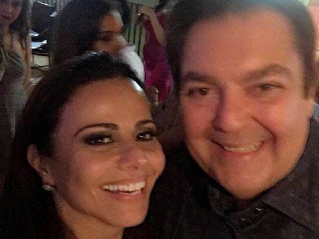 Fausto Silva faz um festão em sua casa no Morumbi para comemorar a final da “Dança dos Famosos”