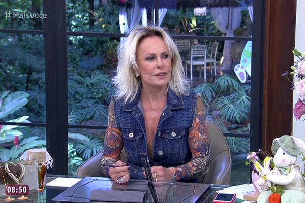 Ana Maria Braga usa acessório inusitado no “Mais Você” desta quinta (24) e confunde espectadores