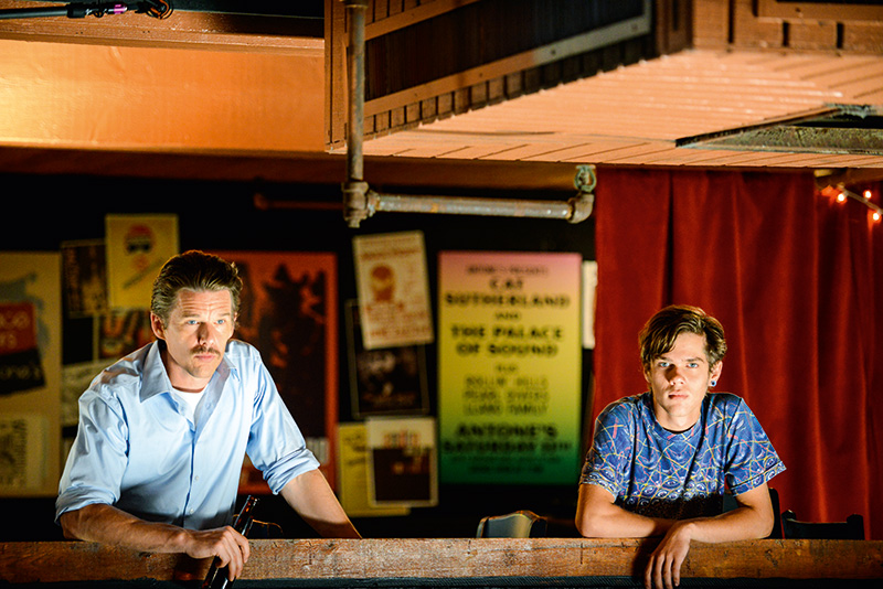 Ethan Hawke e Ellar Coltrane: o tempo passa aos olhos do espectador