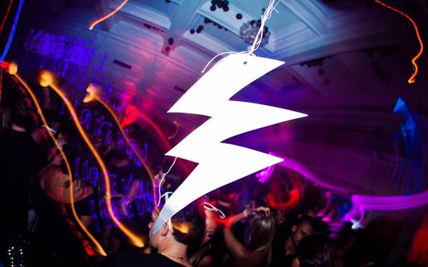 Baile do DJ Zeh Pretim: balada carioca volta à São Paulo Baile do DJ Zeh Pretim: balada carioca volta à São Paulo