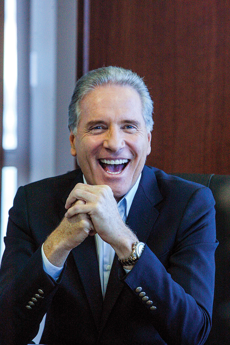 Roberto Justus vende mansão em Miami por 15 milhões de dólares