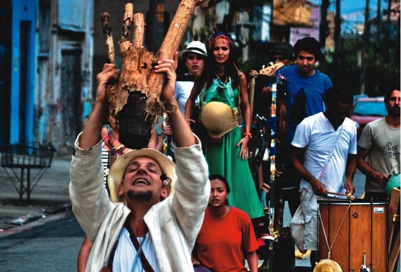 Rua na Barra Funda ganha oficialmente o nome de ‘Rua do Samba’
