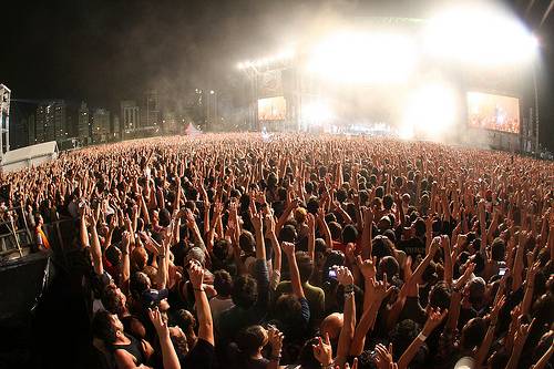 Lollapalooza é notificado por violações do direito à meia-entrada