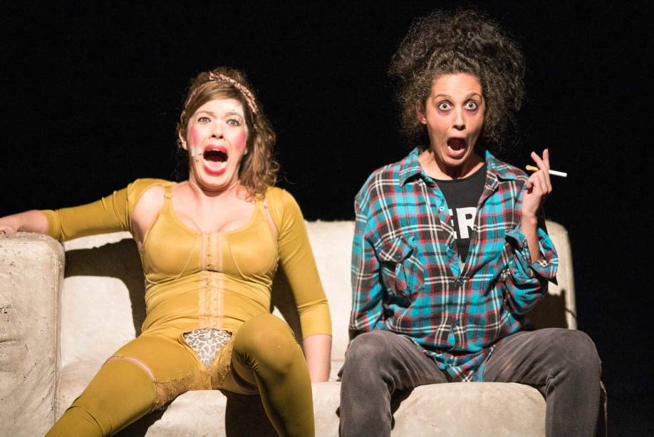 Os Adultos estão na Sala: as atrizes Flávia Strongolli e Martina Gallarza