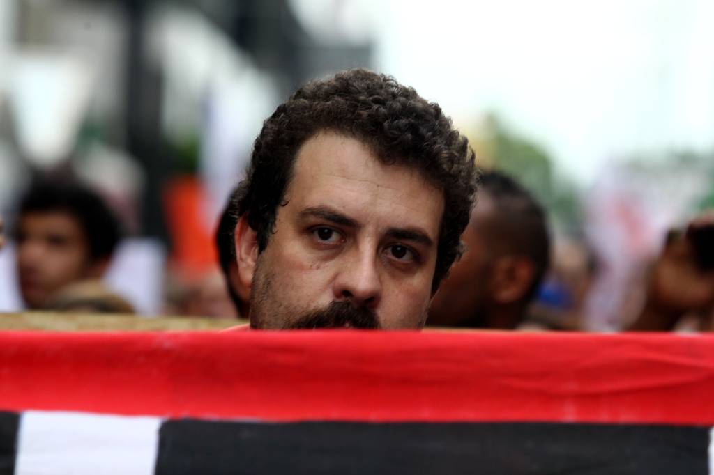 Boulos teria atirado rojão contra PMs, diz corporação