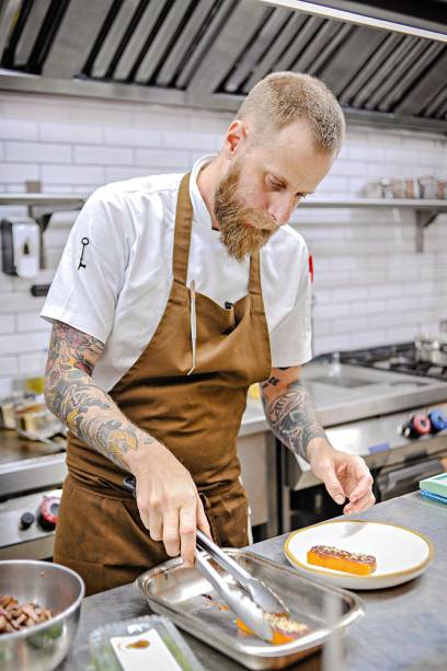 Mifano: cardápio com modernas receitas autorais Mifano: cardápio com modernas receitas autorais