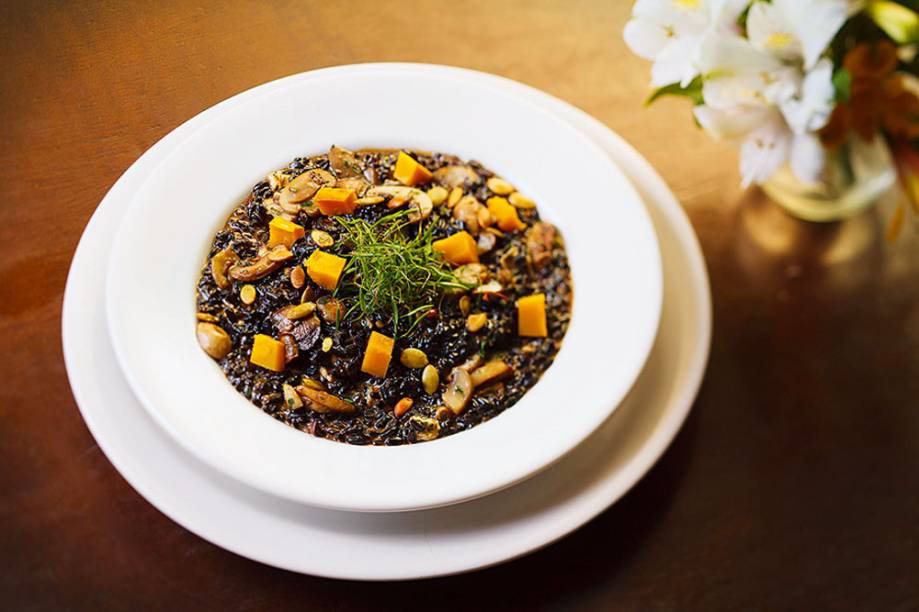 Risoto negro: do Banana Verde Risoto negro: do Banana Verde