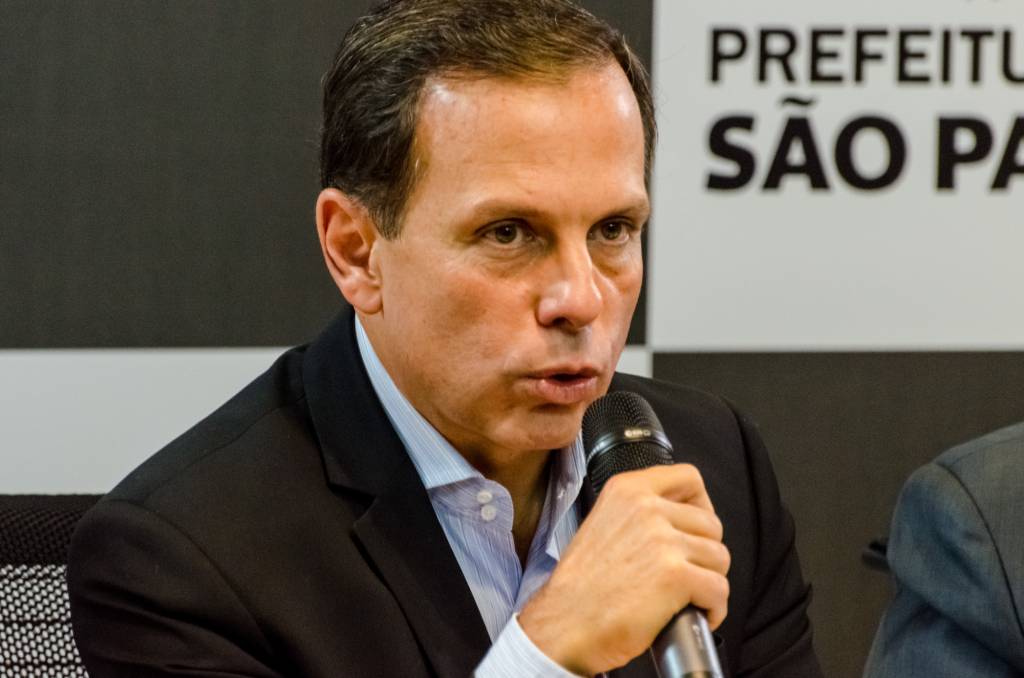 Doria faz propaganda do programa ‘Cidade Linda’ em Dubai