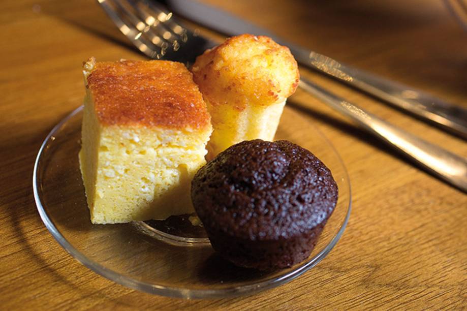 Mocotó Café: trio de bolinhos caseiros Mocotó Café: trio de bolinhos caseiros