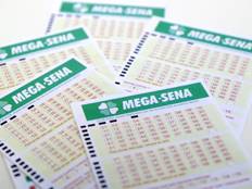 Mega-Sena acumula e deve pagar R$ 107 milhões