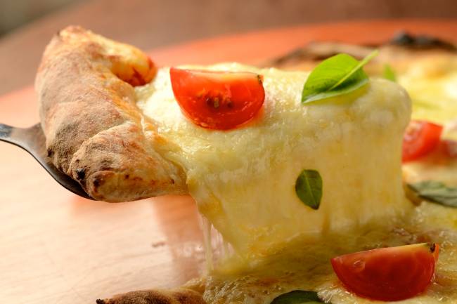 di fondi_pizza-mozzarella_Wellington Nemeth di fondi_pizza-mozzarella_Wellington Nemeth