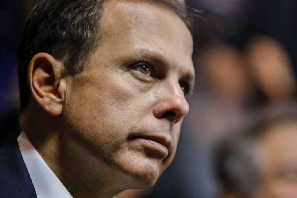 Sob Doria, serviços de manutenção de ruas e calçadas têm queda