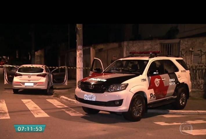 Homem é morto após roubar carro de motorista de aplicativo