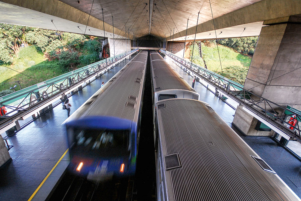 Metrô lança aplicativo para receber denúncias de passageiros