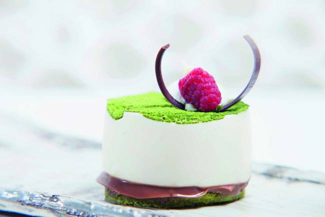 japan house torta doce de chá-verde