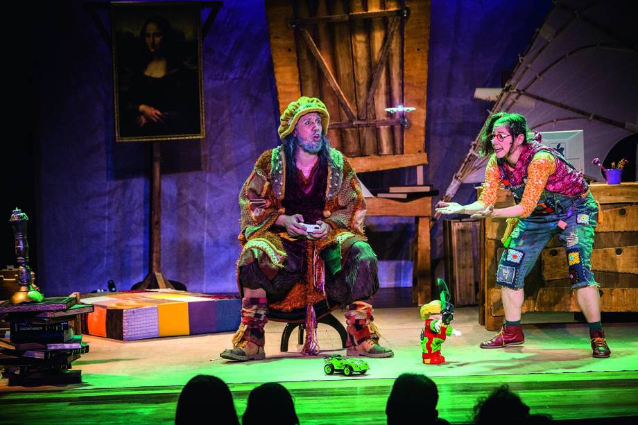 Os atores Luciana Castellano e Victor Merseguel Os atores Luciana Castellano e Victor Merseguel