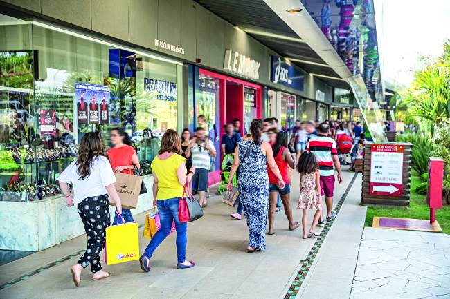 outlet premium