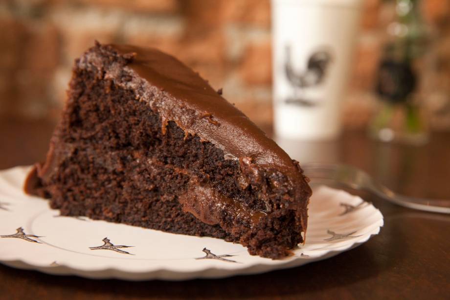 Bolo de chocolate da Padoca do Man&iacute;: R$ 15,00 a fatia