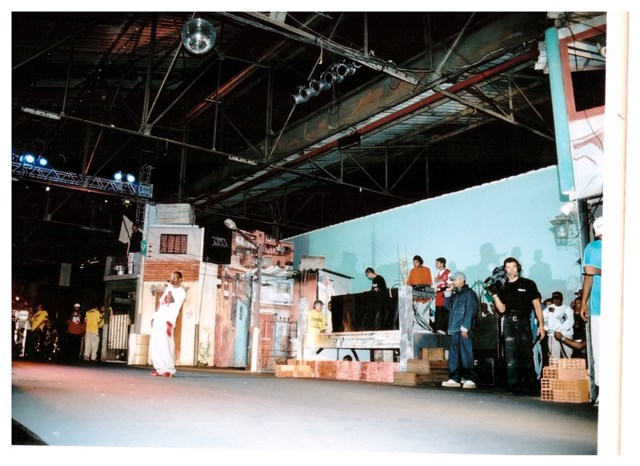 Racionais durante apresentação nos anos90 Racionais durante apresentação nos anos90