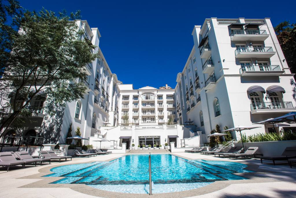 Quanto custa alugar o salão de festas do luxuoso Palácio Tangará