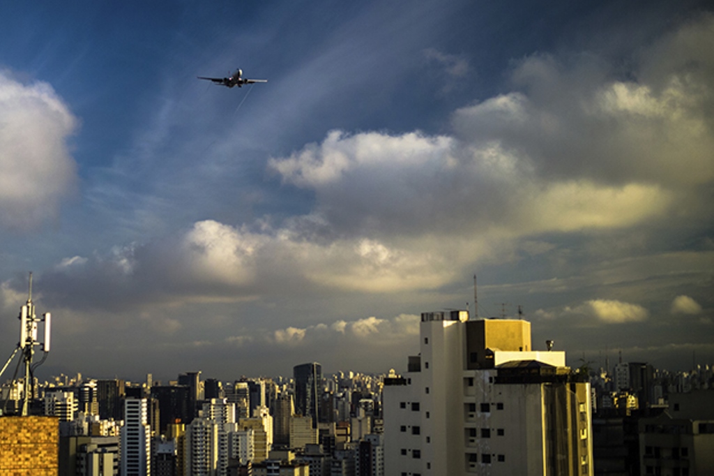 Aéreas passam a vender passagem sem direito a bagagem
