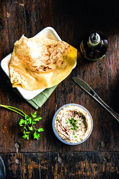 Saj Box: homus junto de pão saj Saj Box: homus junto de pão saj