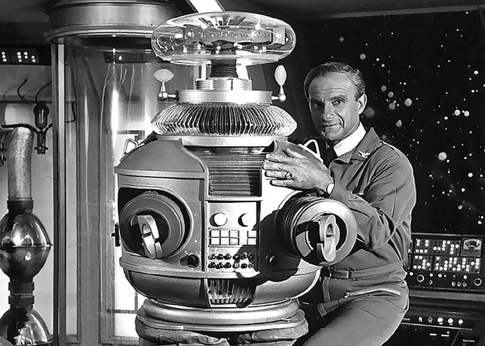 “Lata de sardinha enferrujada” e as divertidas frases do Dr Smith