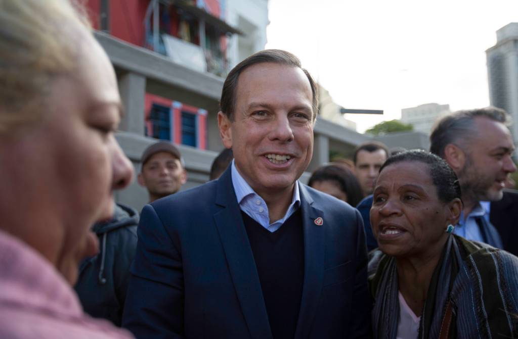 Doria retira projeto que libera anúncio em equipamento concedido