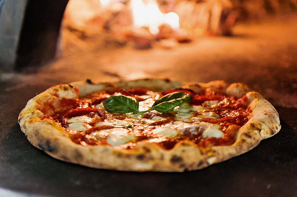 Pizzaria Rossopomodoro abre a primeira unidade de rua