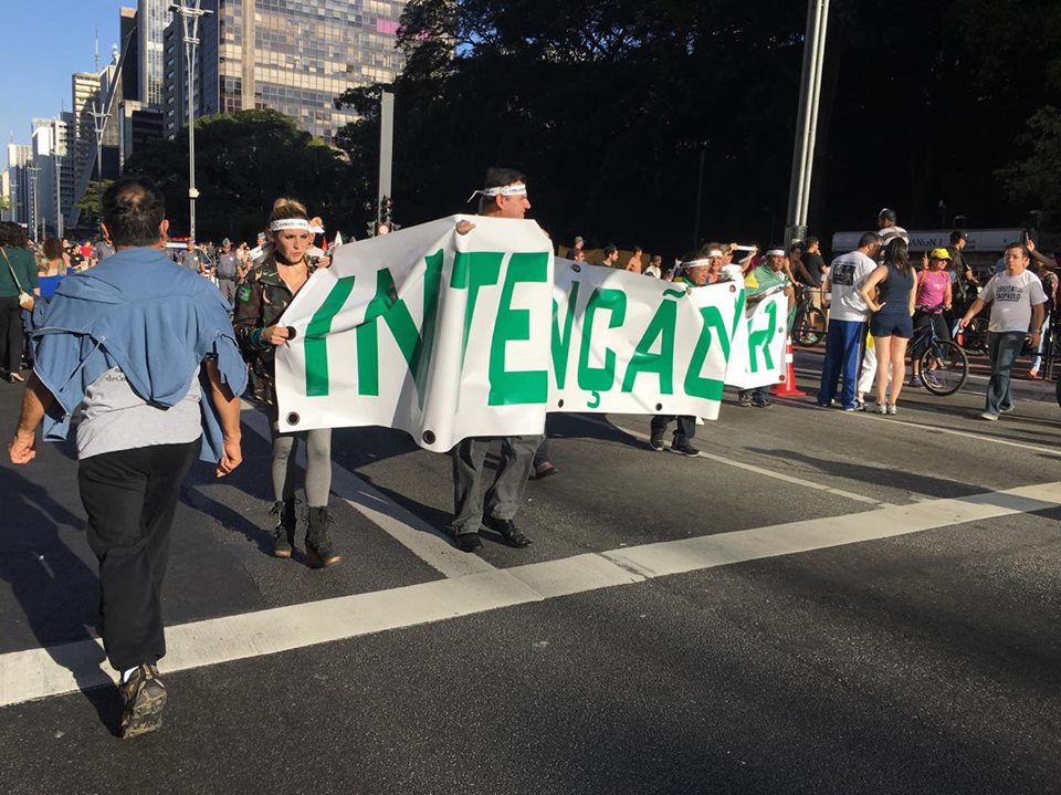 manifestação domingo 23/7