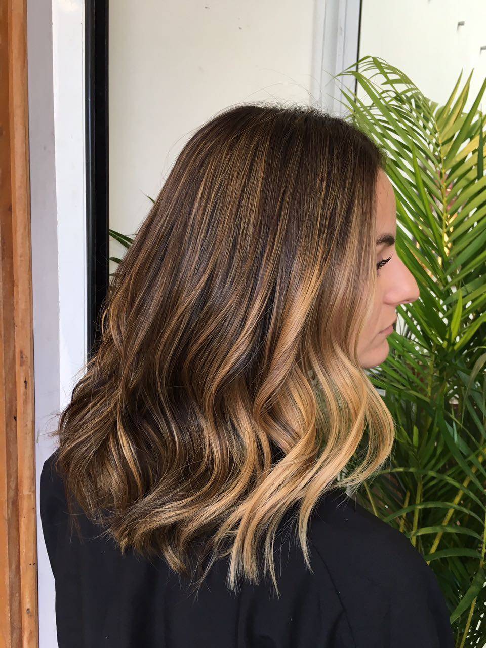 As cores de cabelo e as técnicas mais bombadas para o inverno