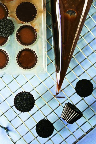 Renata Arassiro: matéria-prima belga nos bombons Renata Arassiro: matéria-prima belga nos bombons