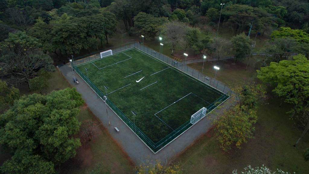 Campo de futebol do Parque do Ibirapuera é reinaugurado