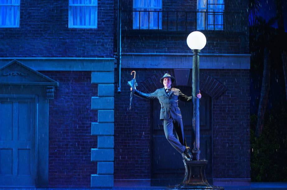 Homem de Mello: rola até chuva no palco Homem de Mello: rola até chuva no palco