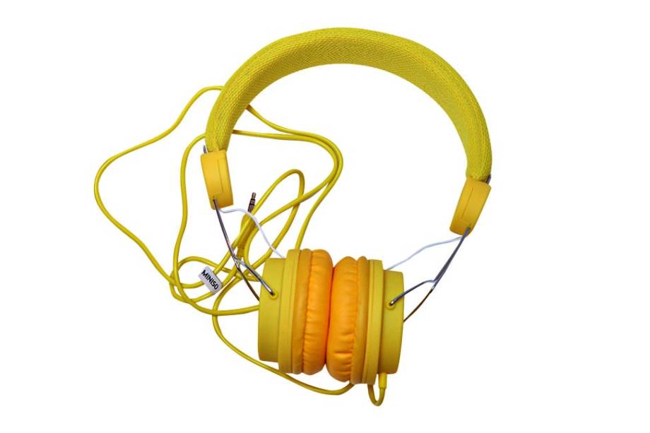 Fone de ouvido ajustável e acolchoado, R$ 39,90 Fone de ouvido ajustável e acolchoado, R$ 39,90