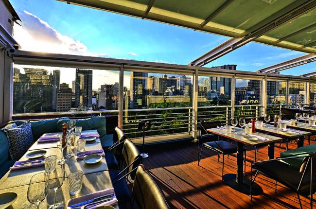 Salão do restaurante Esther Rooftop