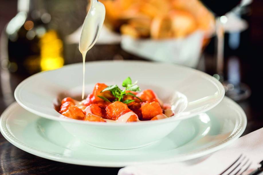 Nhoque do Casa Ravioli: com queijo fontina Nhoque do Casa Ravioli: com queijo fontina