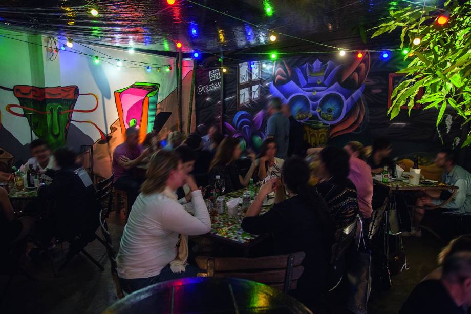 Casa sempre cheia: drinques e pizzas Casa sempre cheia: drinques e pizzas