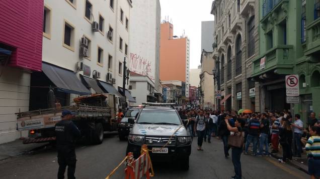 Prefeitura de São Paulo emparedou entradas do Shopping 25 de Março na manhã desta sexta-feira (29) Prefeitura de São Paulo emparedou entradas do Shopping 25 de Março na manhã desta sexta-feira (29)