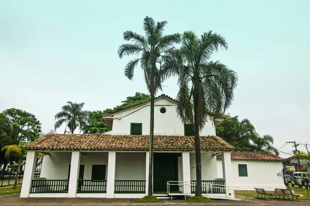 Onde fica a Capela de São Miguel Arcanjo