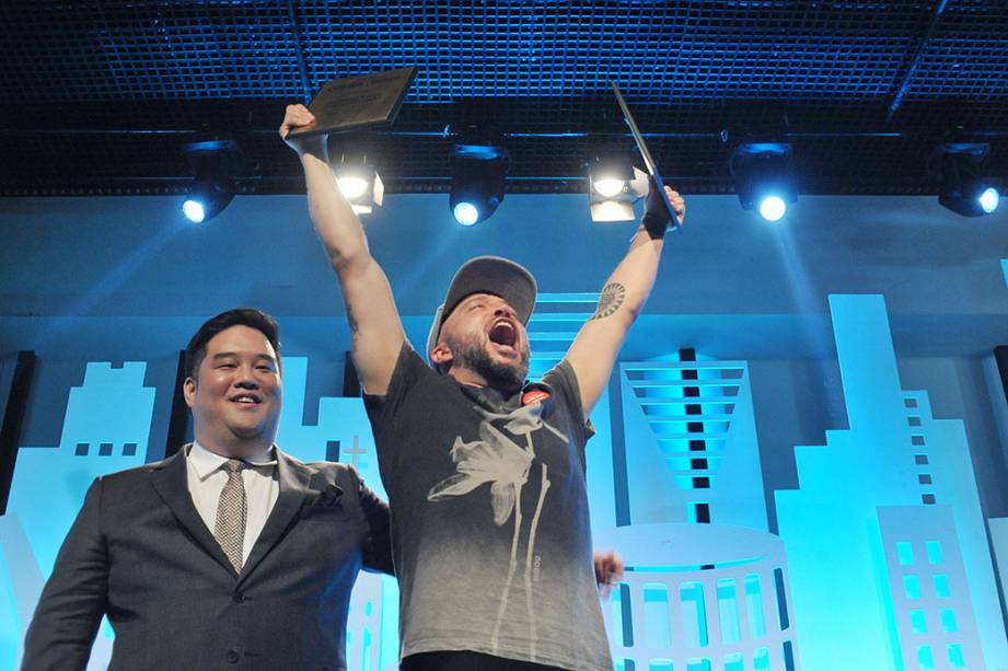 Saulo Yassuda, repórter de VEJA SÃO PAULO, e Márcio Silva, bartender do ano Saulo Yassuda, repórter de VEJA SÃO PAULO, e Márcio Silva, bartender do ano