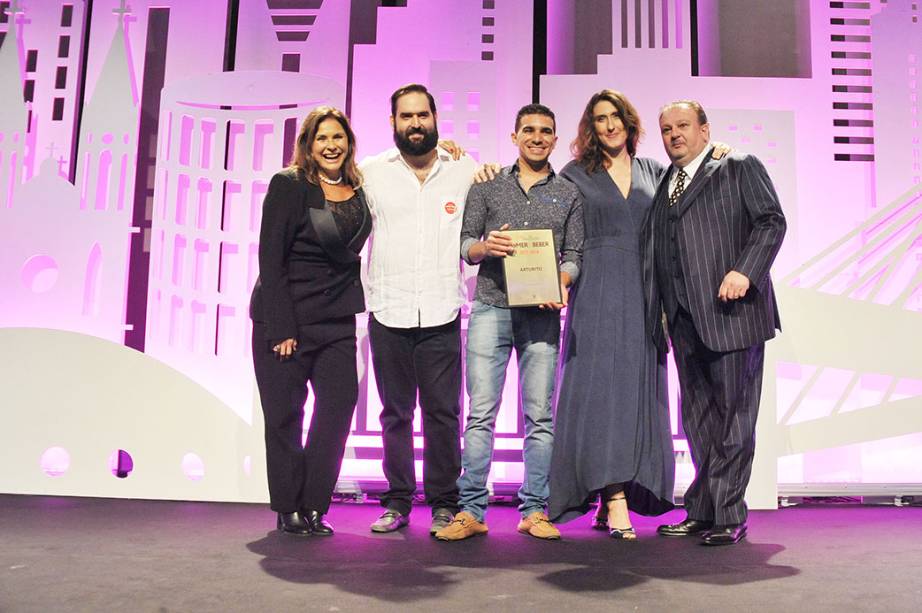 Faf&aacute; de Bel&eacute;m, &Eacute;rick Jacquin e a equipe do restaurante Arturito, melhor variado, da chef Paola Carosella