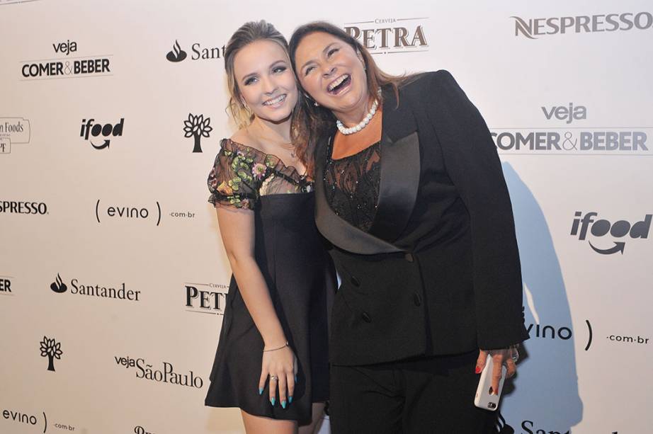 Larissa Manoela e Faf&aacute; de Bel&eacute;m