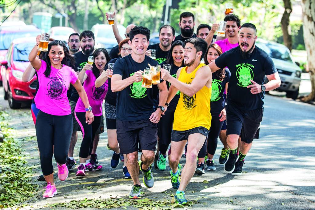 Grupos de corrida estão em alta na cidade; veja turmas curiosas
