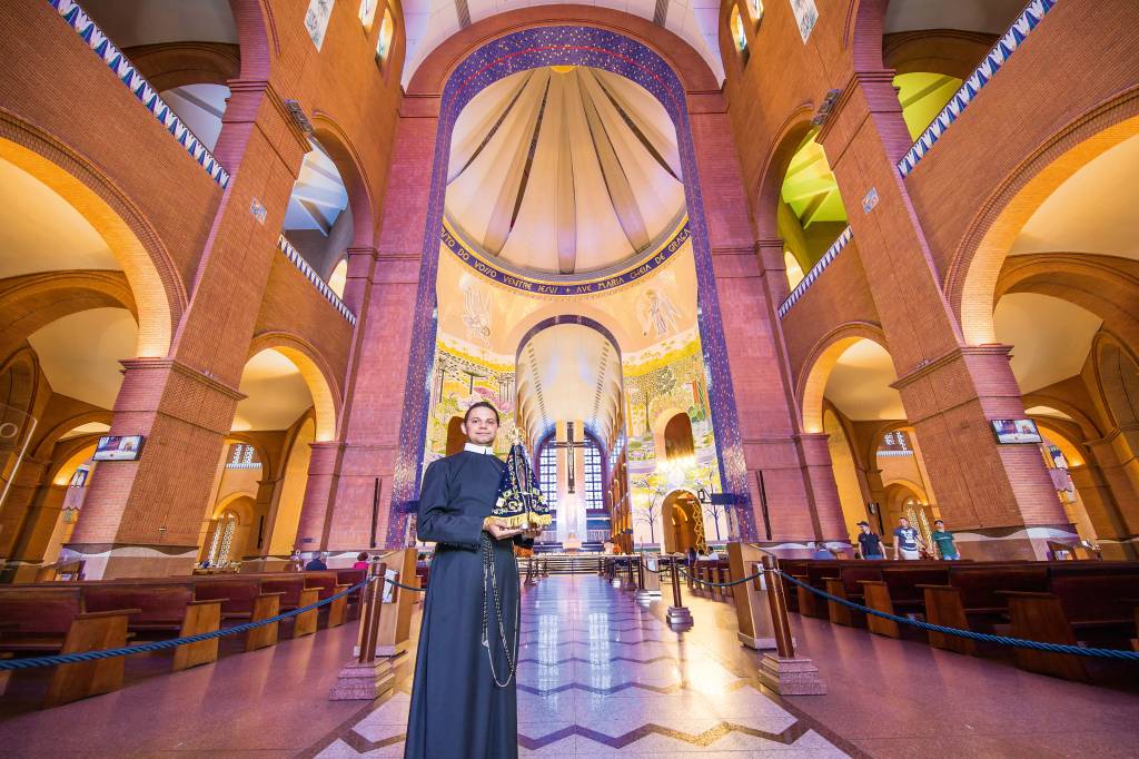 A comemoração dos 300 anos de Nossa Senhora Aparecida
